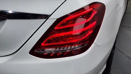 Mercedes-Benz C-Class W205 C220 d 2018 23