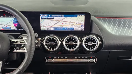 Mercedes-Benz GLA-Class H247 GLA250 4MATIC 2026 19