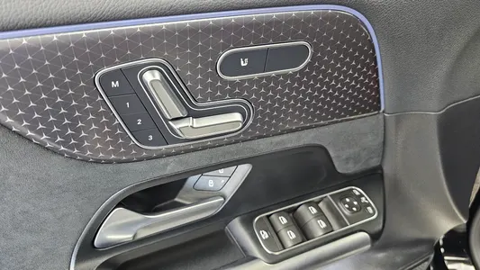 Mercedes-Benz GLA-Class H247 GLA250 4MATIC 2026 29