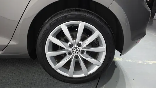 Volkswagen 7 2.0 TDI 2016 21