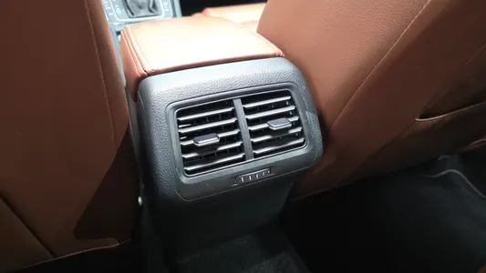 Volkswagen 7 2.0 TDI 2016 31
