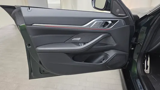 BMW i4 eDrive40 M 2022 24