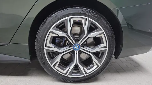 BMW i4 eDrive40 M 2022 21