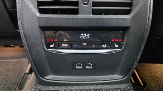 BMW i4 eDrive40 M 2022 32