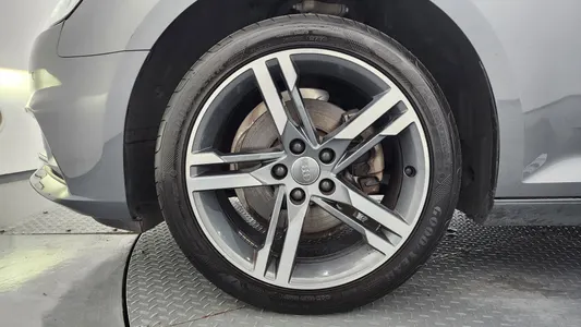 Audi A4 (B9) 40 TFSI 2019 5