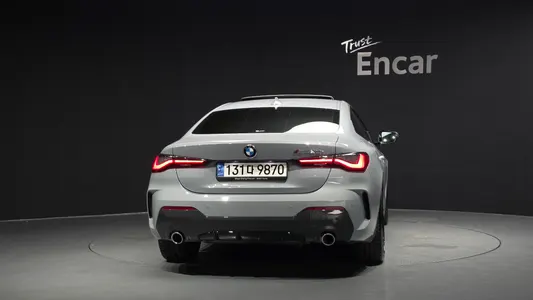 BMW 4 Series (G22) 420i M 2023 4