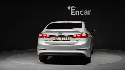 Hyundai AD 1.6 GDI 2017 4