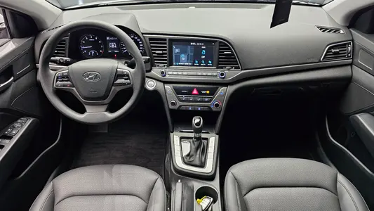 Hyundai AD 1.6 GDI 2017 7