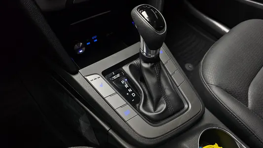 Hyundai AD 1.6 GDI 2017 9