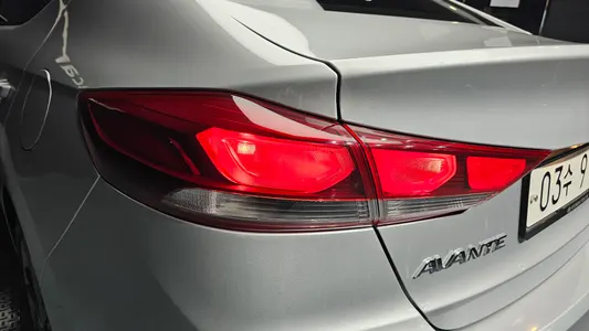 Hyundai AD 1.6 GDI 2017 23