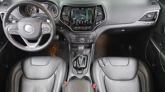 Jeep (KL) 2.4 2WD 2021 7