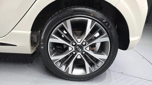 Kia (JA) 2021 22