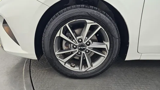Kia K3 2 1.6 2021 5