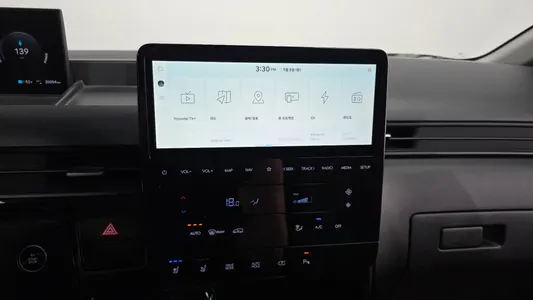 Hyundai ST1 2025 13