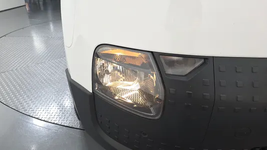 Hyundai ST1 2025 23
