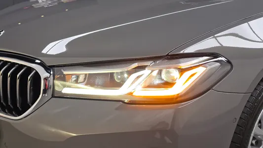 BMW 5 Series (G30) 520i 2022 22