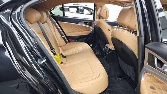 Genesis G70 2.0T 4WD 2022 12