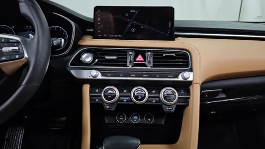 Genesis G70 2.0T 4WD 2022 14