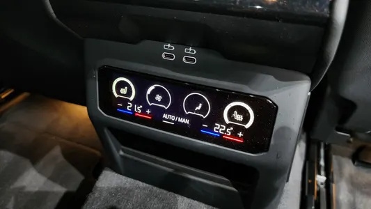 BMW M5 (G90) M5 2026 35