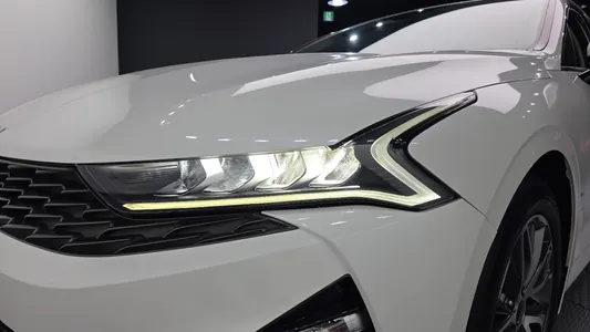Kia K5 3 2.0 2022 22