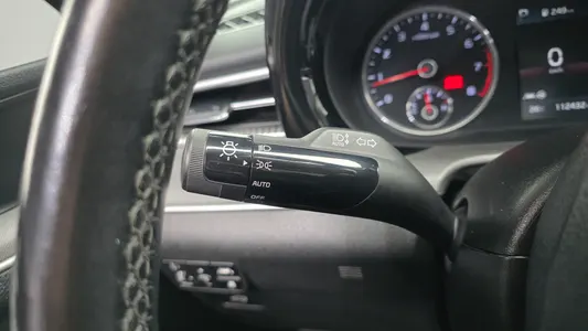 Kia K5 3 2.0 2022 33