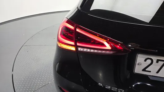 Mercedes-Benz A-Class W177 A220 2020 23