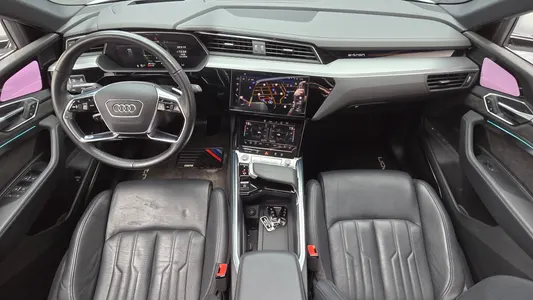 Audi e- 55 2021 7