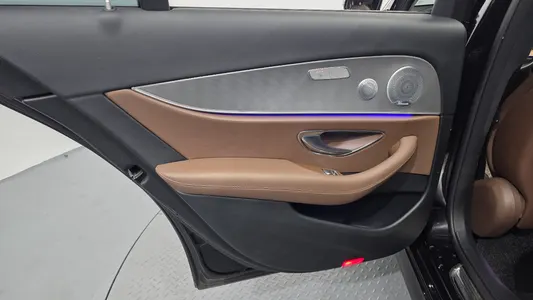 Mercedes-Benz E-Class W213 E300 AMG Line 2019 25
