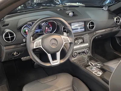 Mercedes-Benz SL-Class SL63 AMG 2016 10