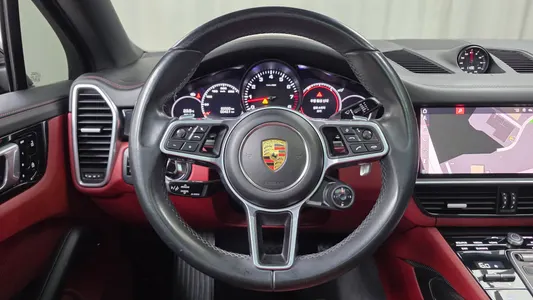 Porsche (PO536) 3.0 2021 13