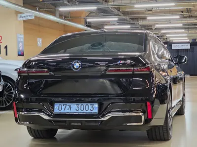 BMW i7 (G70) M70 xDrive M 2024 4