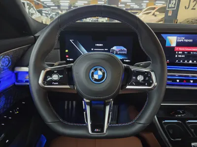 BMW i7 (G70) M70 xDrive M 2024 5