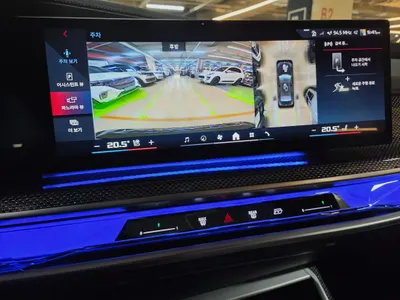 BMW i7 (G70) M70 xDrive M 2024 7