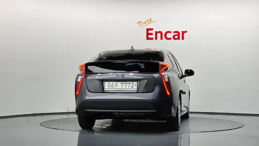 Toyota 4 1.8 E 2017 4