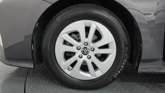 Toyota 4 1.8 E 2017 5