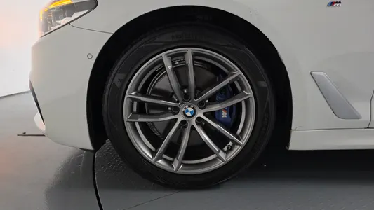 BMW 5 Series (G30) 530i M 2018 4