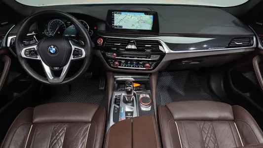 BMW 5 Series (G30) 530i M 2018 6