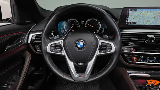 BMW 5 Series (G30) 530i M 2018 12