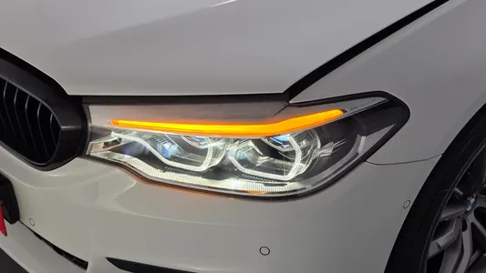 BMW 5 Series (G30) 530i M 2018 22