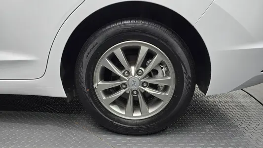 Hyundai AD 1.6 2019 21