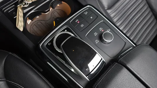 Mercedes-Benz GLE-Class W166 GLE350 d 4MATIC 2018 17