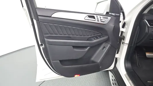 Mercedes-Benz GLE-Class W166 GLE350 d 4MATIC 2018 24