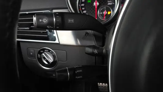 Mercedes-Benz GLE-Class W166 GLE350 d 4MATIC 2018 35