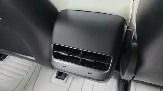 Tesla 3 AWD 2021 18