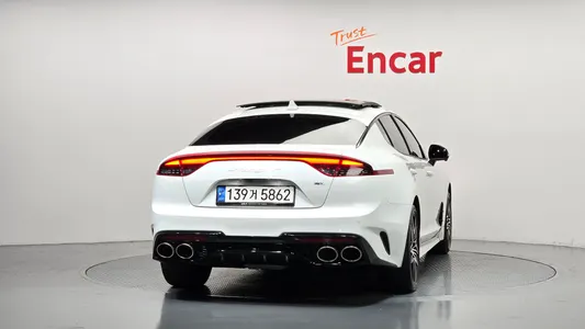 Kia 스팅어 마이스터 3.3 GT AWD 2022 4