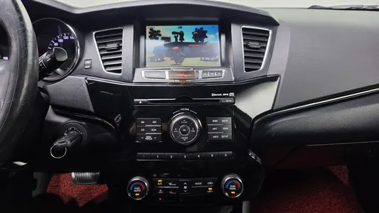 Kia K7 LPI VG270 2011 12
