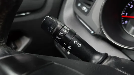 Kia K7 LPI VG270 2011 18
