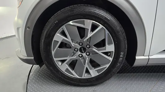 Genesis GV60 2022 5