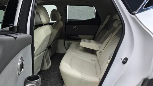 Genesis GV60 2022 11