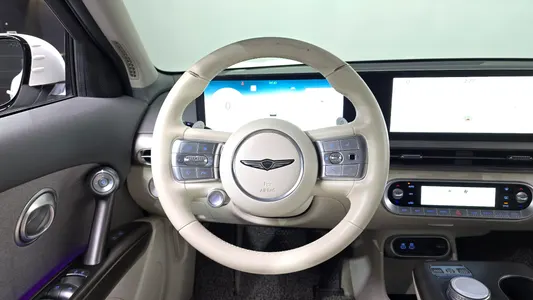 Genesis GV60 2022 12